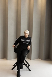 Костюм спортивный женский из двунитки со свитшотом и прямыми брюками с лампасами весенне-летний