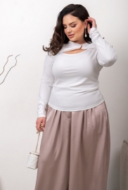 Лонгслив женский из трикотажа масло приталенный с декоративным вырезом и драпировкой весенне-летний