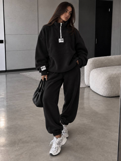 Спортивный костюм женский двойка из Polar Fleece с кофтой на молнии, высоким воротником и свободными брюками на резинке больших размеров