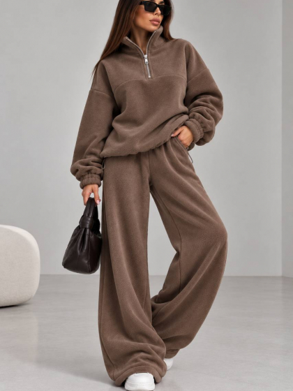 Спортивный костюм женский утепленный из Polar Fleece оверсайз с кофтой на молнии 1/4, воротником стойкой и широкими брюками палаццо с затяжками
