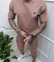 Спортивный костюм мужской из двунитки с футболкой и брюками с манжетами и силиконовыми нашивками демисезонный