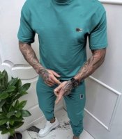 Спортивный костюм мужской из двунитки с футболкой и брюками с манжетами и силиконовыми нашивками демисезонный