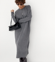 Трикотажна довга сукня вільного фасону