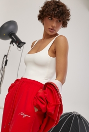 Еластичне боді з відкритою спиною Еластичне боді з відкритою спиною