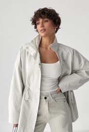 Жіноча вітровка-парка на блискавці Жіноча вітровка-парка на блискавці