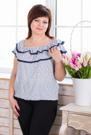 Блуза женская штапельная свободного кроя с двойной оборкой по лифу и резинкой по низу летняя