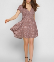 Легкое платье в цветочек цвет капучино 36843