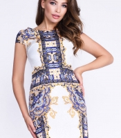 Короткое платье с ярким узором 33124