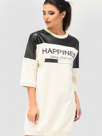 Платье oversize со вставками из эко кожи и надписью 31952
