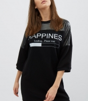 Платье oversize со вставками из эко кожи и надписью 31951