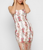 Платье на бретелях с вышивкой 35505