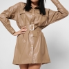 Короткое платье-рубашка из эко-кожи цвет бежевый 38297  xp-1544