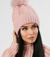 Женская шапка с помпоном цвет пудра 38337