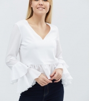 Блуза с рюшами белого цвета 27399