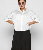 Шелковая белая блузка с карманом 37393