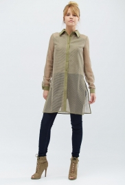 Длинная женская рубашка хаки в сеточку 27413 Длинная женская рубашка хаки в сеточку 27413