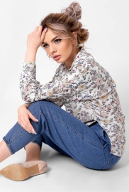 Свободная молочная рубашка в цветочек 41029