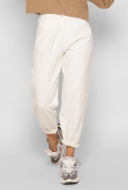 Женские джинсы бананы цвет молоко 37962 Женские джинсы бананы цвет молоко 37962