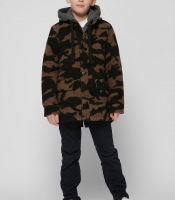 Камуфляжное пальто для мальчика с трикотажным капюшоном 36751 Камуфляжное пальто для мальчика с трикотажным капюшоном 36751