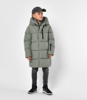 Длинный зимний зеленый пуховик с капюшоном для мальчика 56163