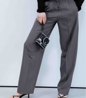 Темные женские брюки свободного кроя 55927