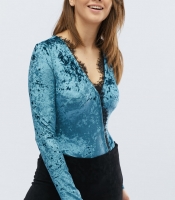 Велюровое боди с длинным рукавом 30432