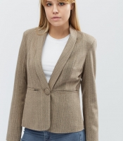 Женский коричневый жакет приталенного силуэта 32310