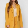 Длинный двубортный пиджак с карманами цвет горчица 36611  xp-2882