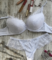 Нижнее белье с кружевом и бантиками 35129