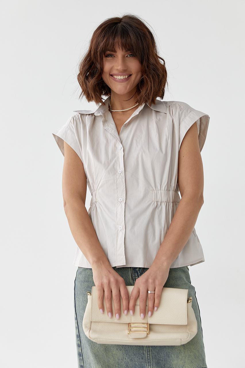 Женская рубашка с резинкой на талии