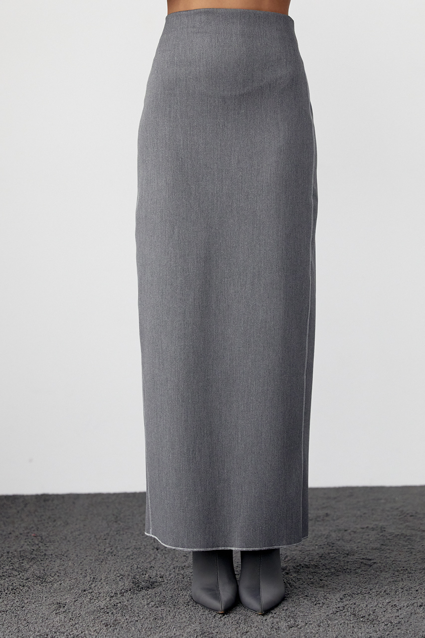 Длинная юбка-карандаш с высоким разрезом