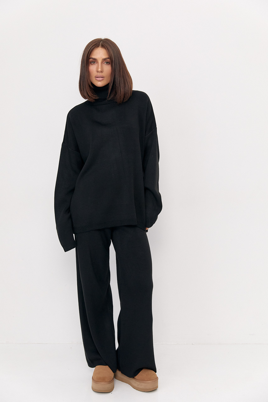 Теплий жіночий в'язаний костюм oversize
