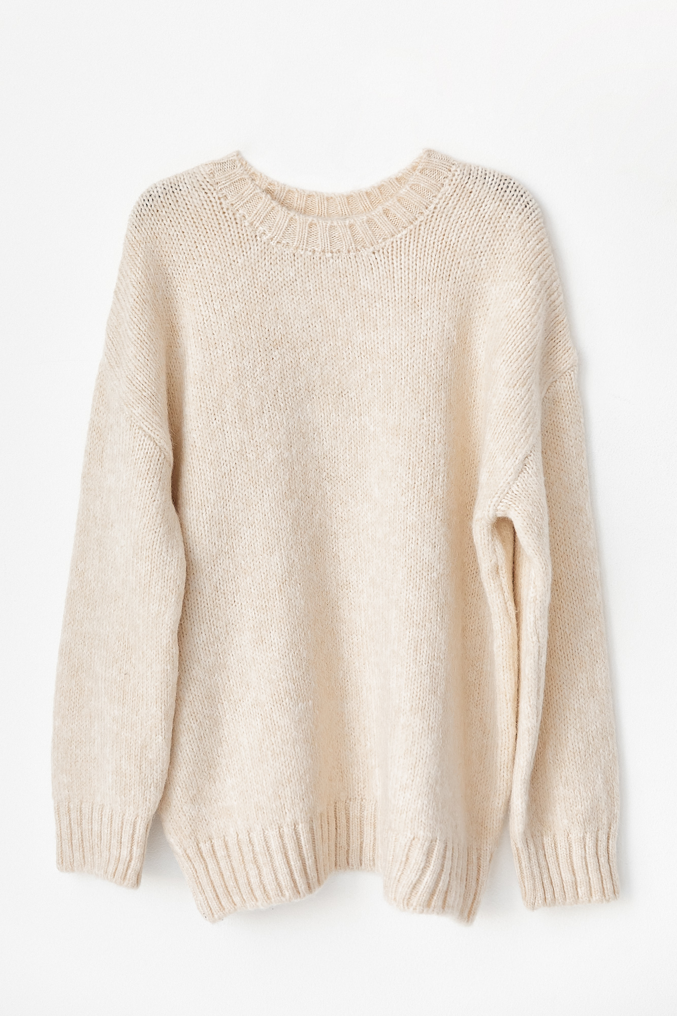В'язаний жіночий джемпер oversize