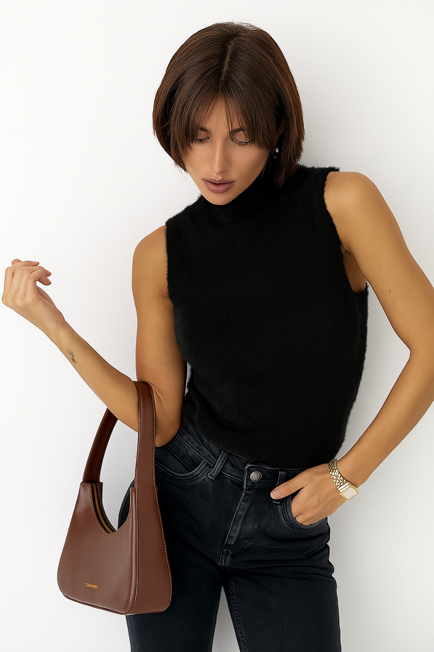 Жіноча жилетка із альпаки