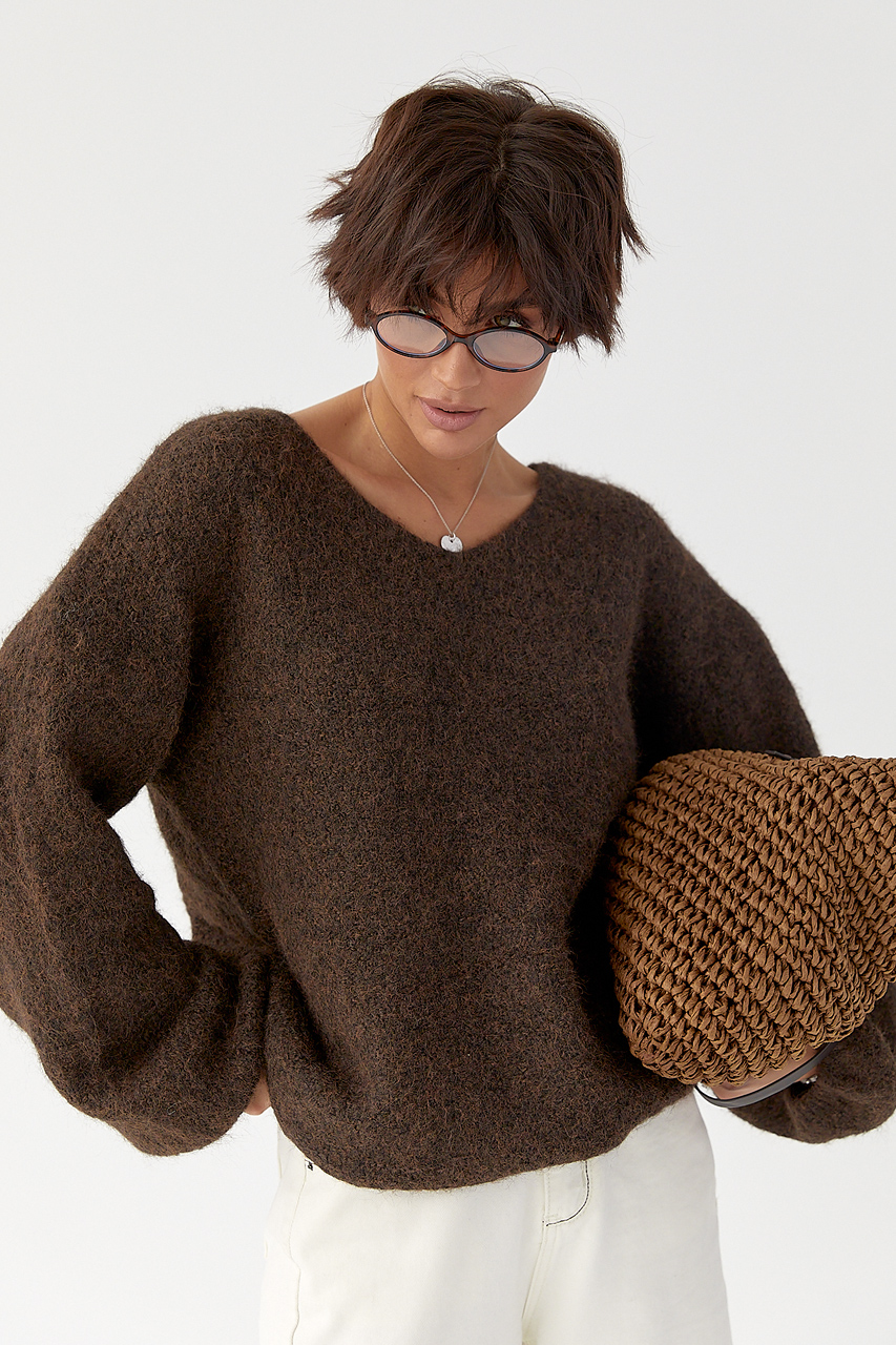 В’язаний жіночий джемпер з рукавами-ліхтариками