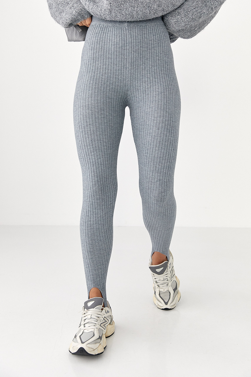 Трикотажні лосини в рубчик зі штрипками