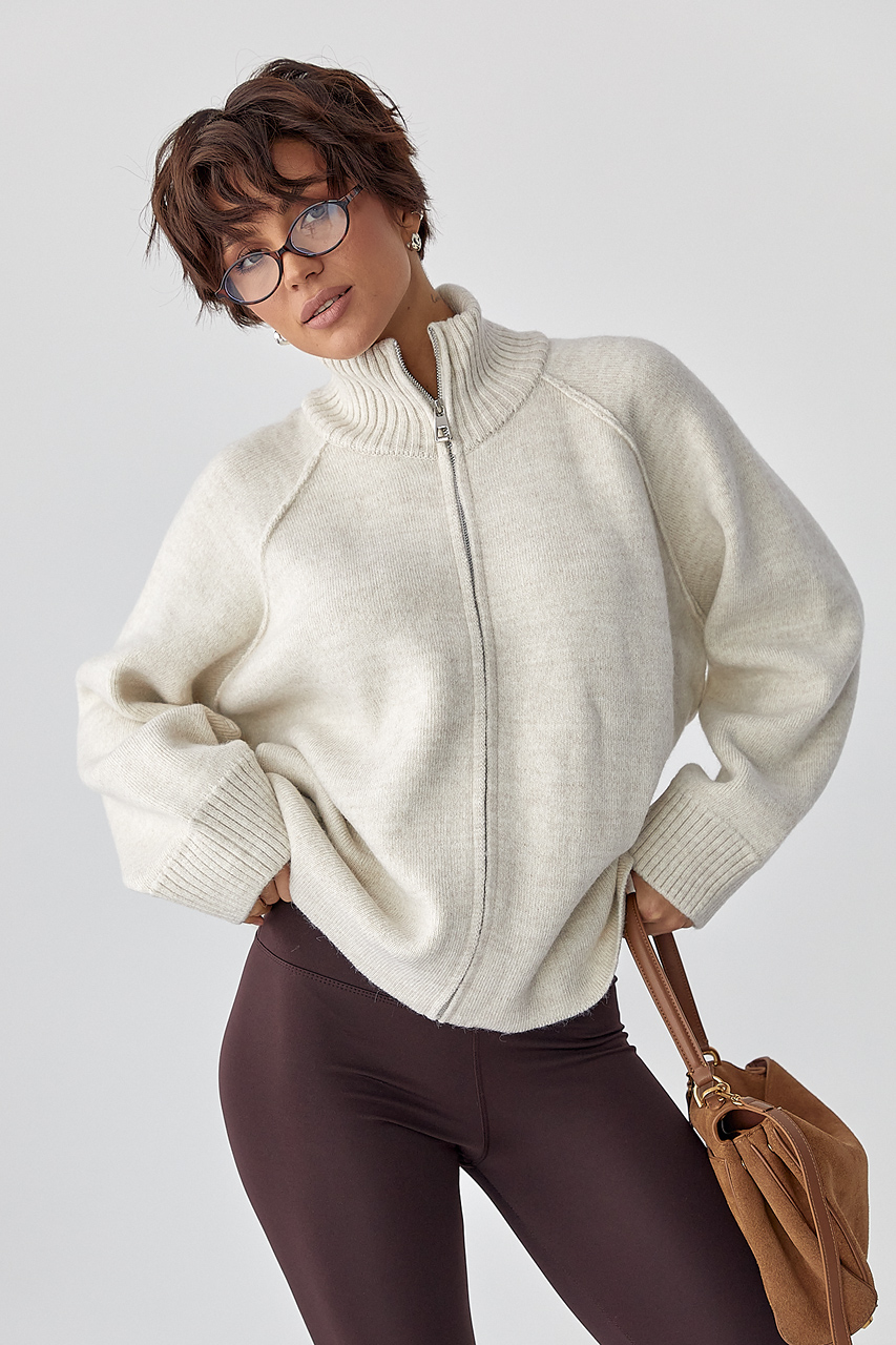 В'язаний кардиган на блискавці вільного фасону