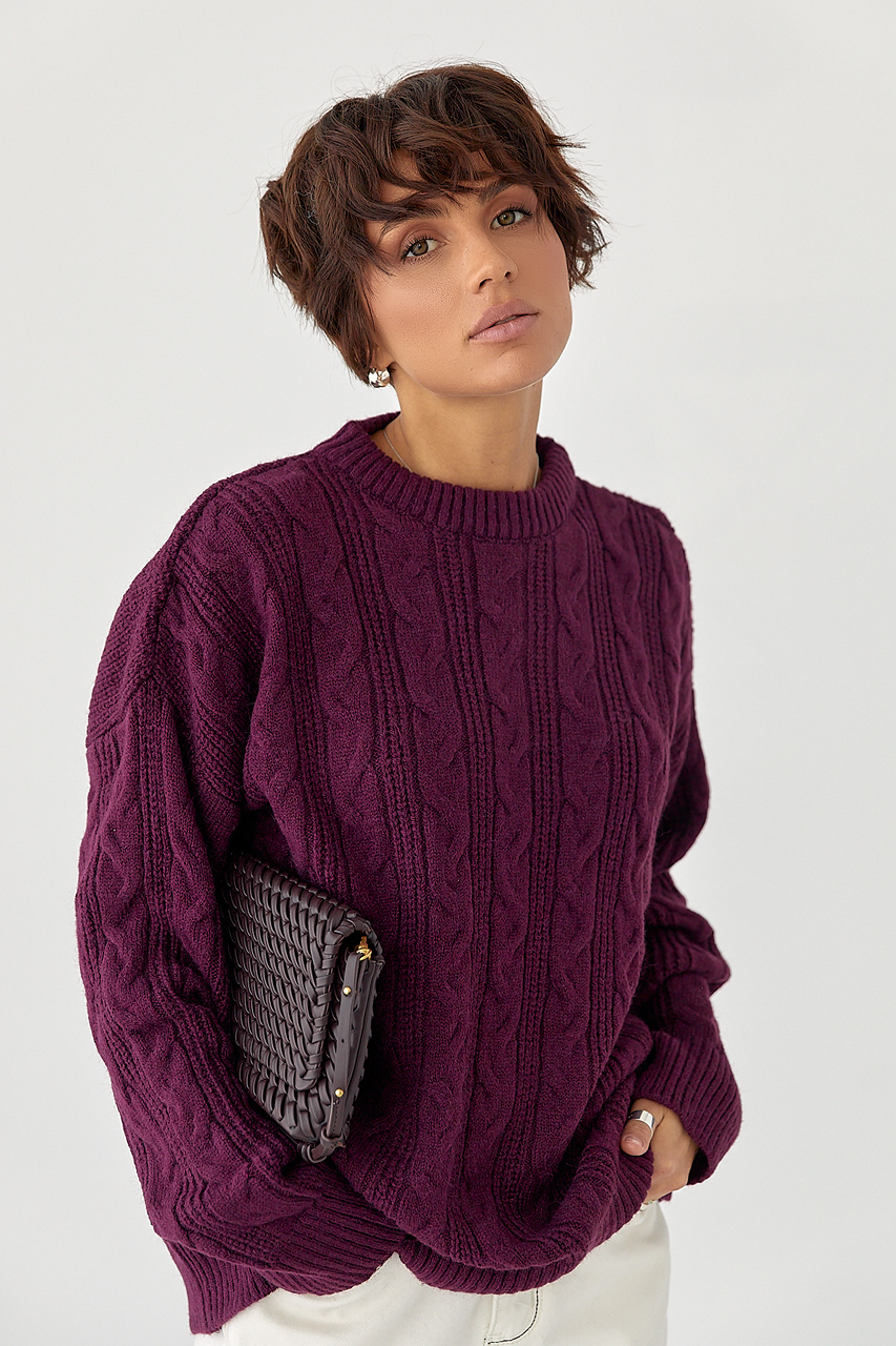 Вільна в'язана кофта в косички