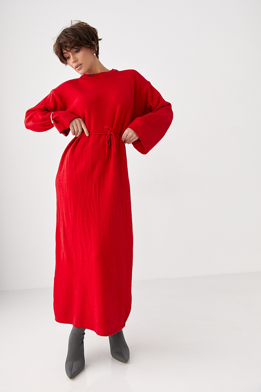 Довга в'язана вільна сукня