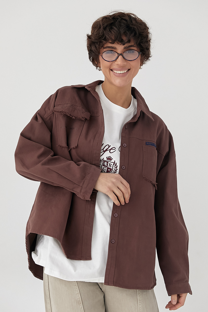 Котонова сорочка з накладними кишенями