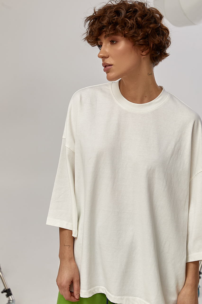 Жіноча футболка оверсайз із декоративним швом на спині  LX-10721519