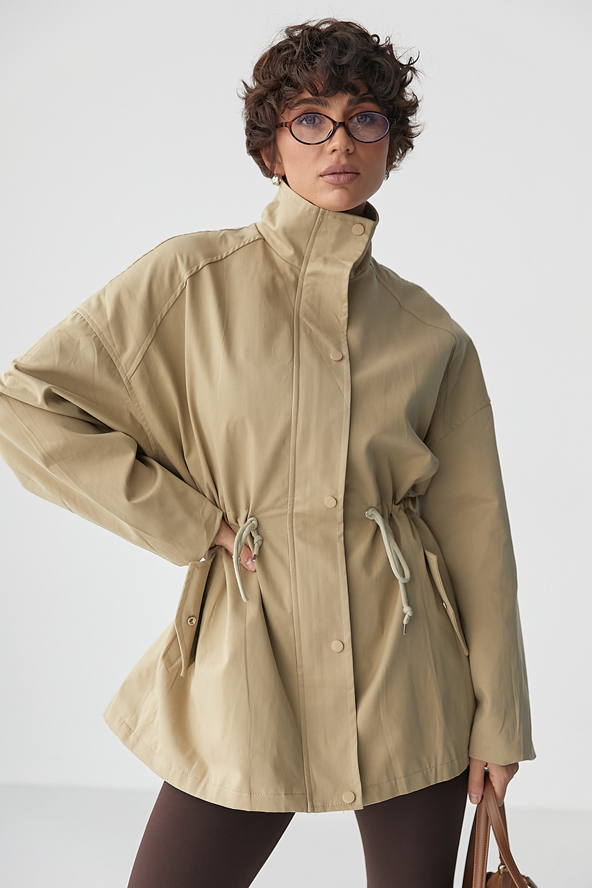 Жіноча вітровка-парка  на блискавці