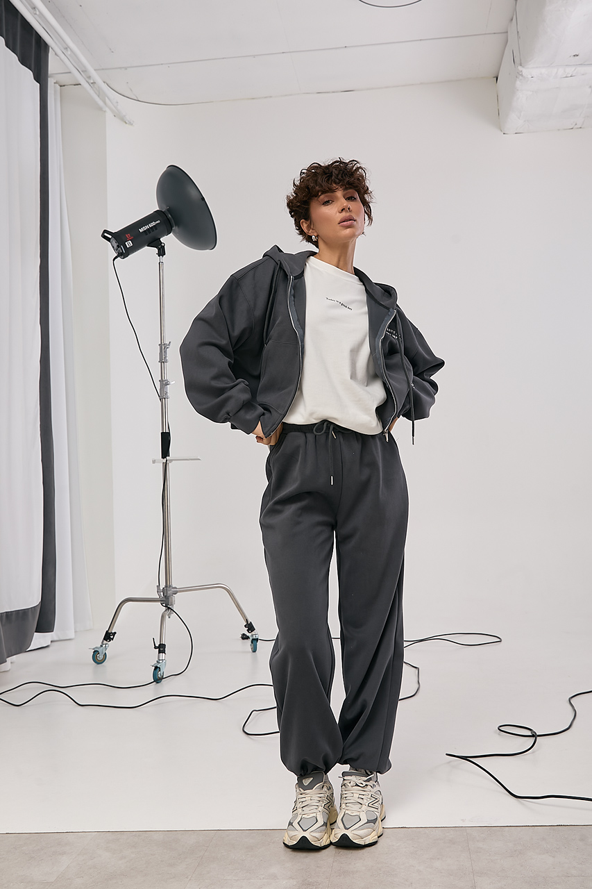 Спортивний костюм вільного фасону з вишитим написом  LX-10721722