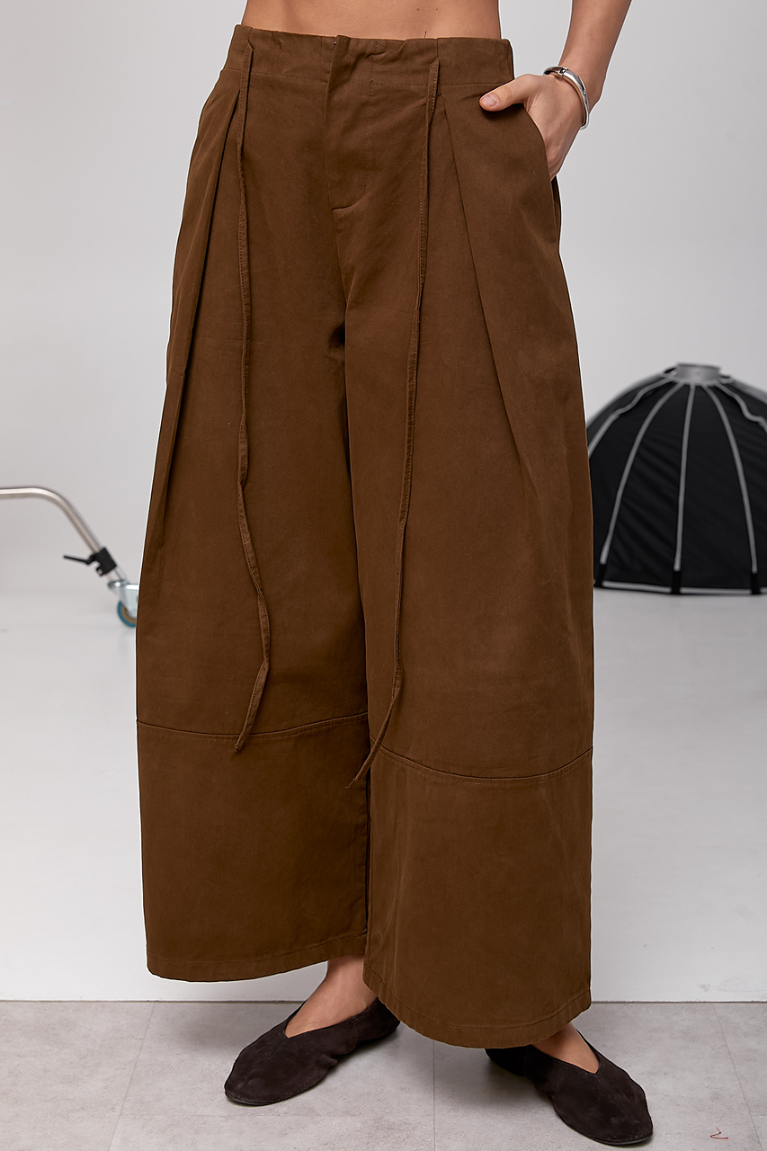 Котонові широкі штани із зав'язками