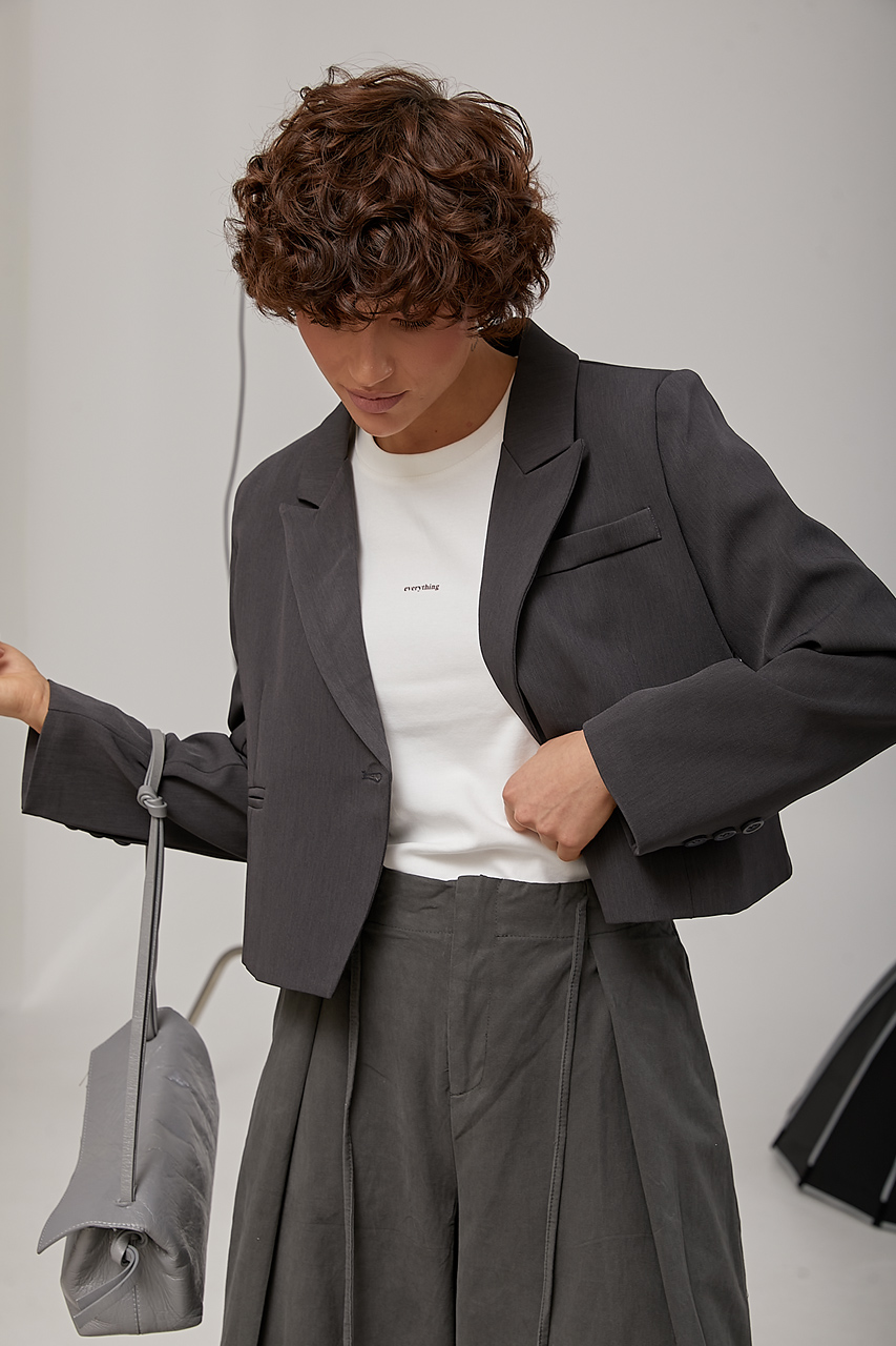 Короткий класичний жакет з асиметричним низом  LX-10728922