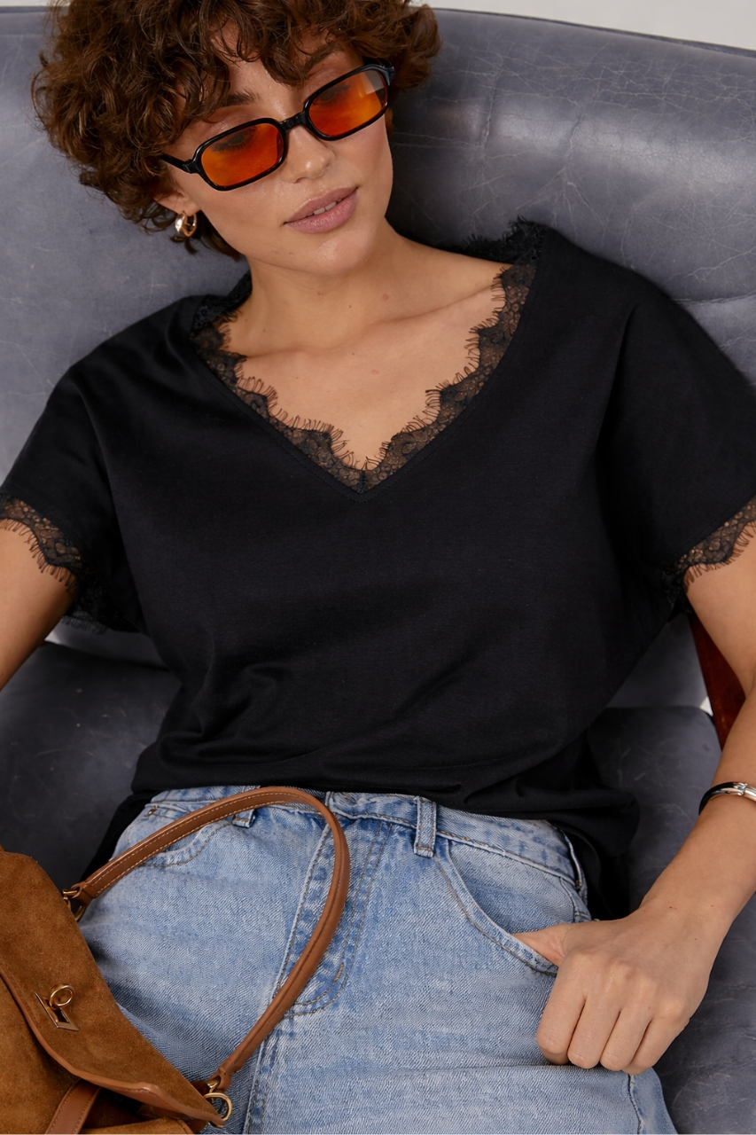 Футболка з мереживними вставками  LX-10730909