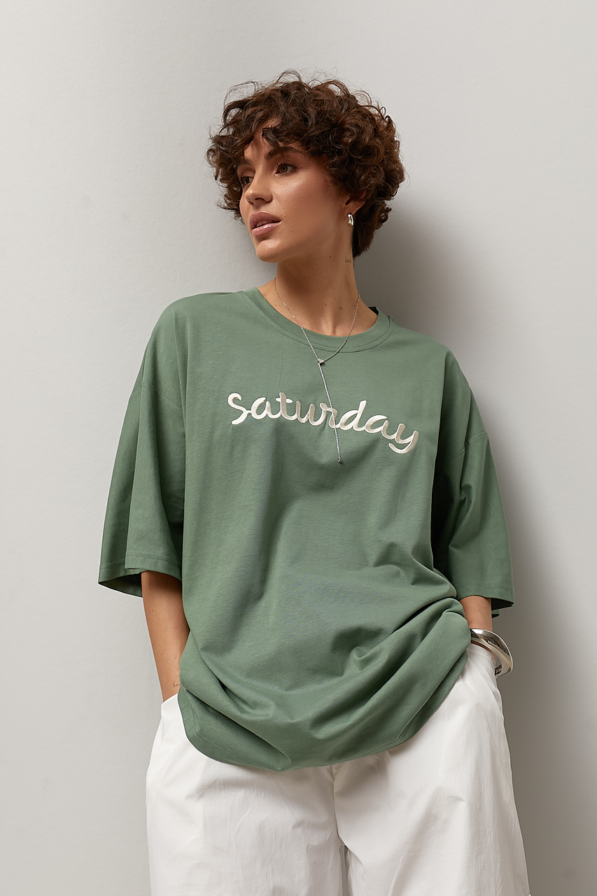 Футболка вільного фасону з написом Saturday LX-10732325 Футболка вільного фасону з написом Saturday LX-10732325