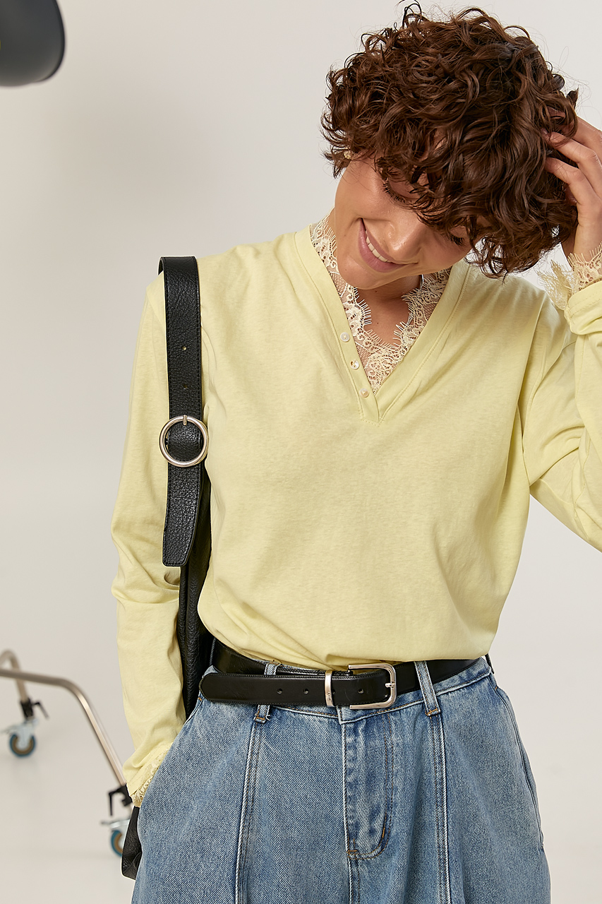 Вільний лонгслів з мереживом  LX-10735905