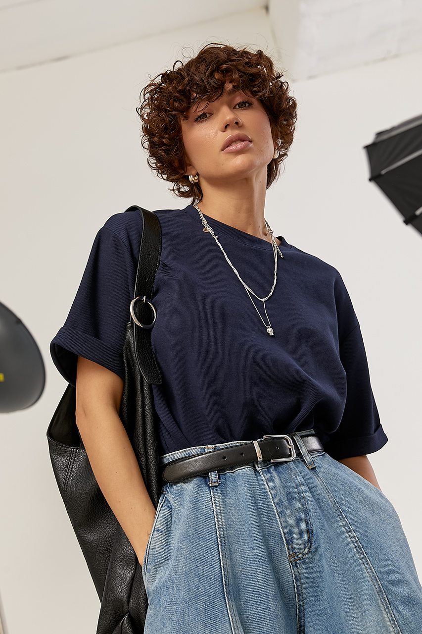 Однотонна футболка в рубчик вільного фасону  LX-10736002