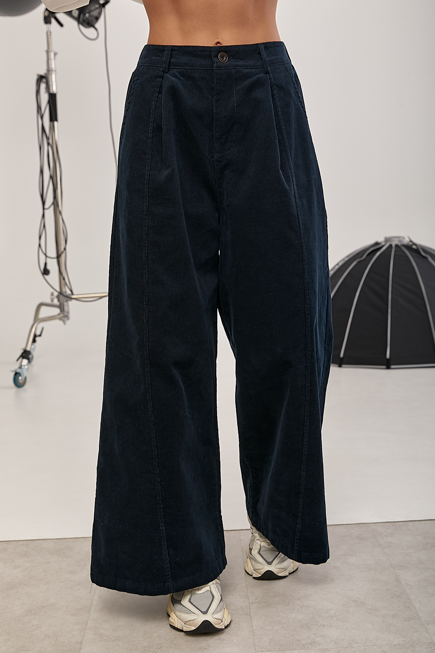 Вельветові короткі широкі штани LX-10737102 Вельветові короткі широкі штани LX-10737102